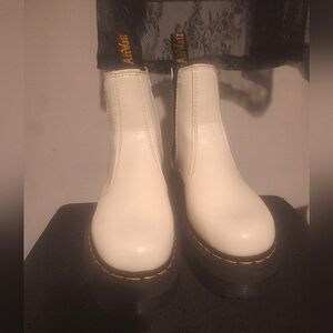 Dr. Martens white platform boots 2976 quad, size 6